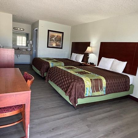 Hotel Bien Venido Pearsall Exterior foto